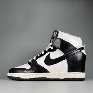 Nike Dunk Sky High Panda Women’s 10 Hidden Wedge Black White Casual Sneakers GUC